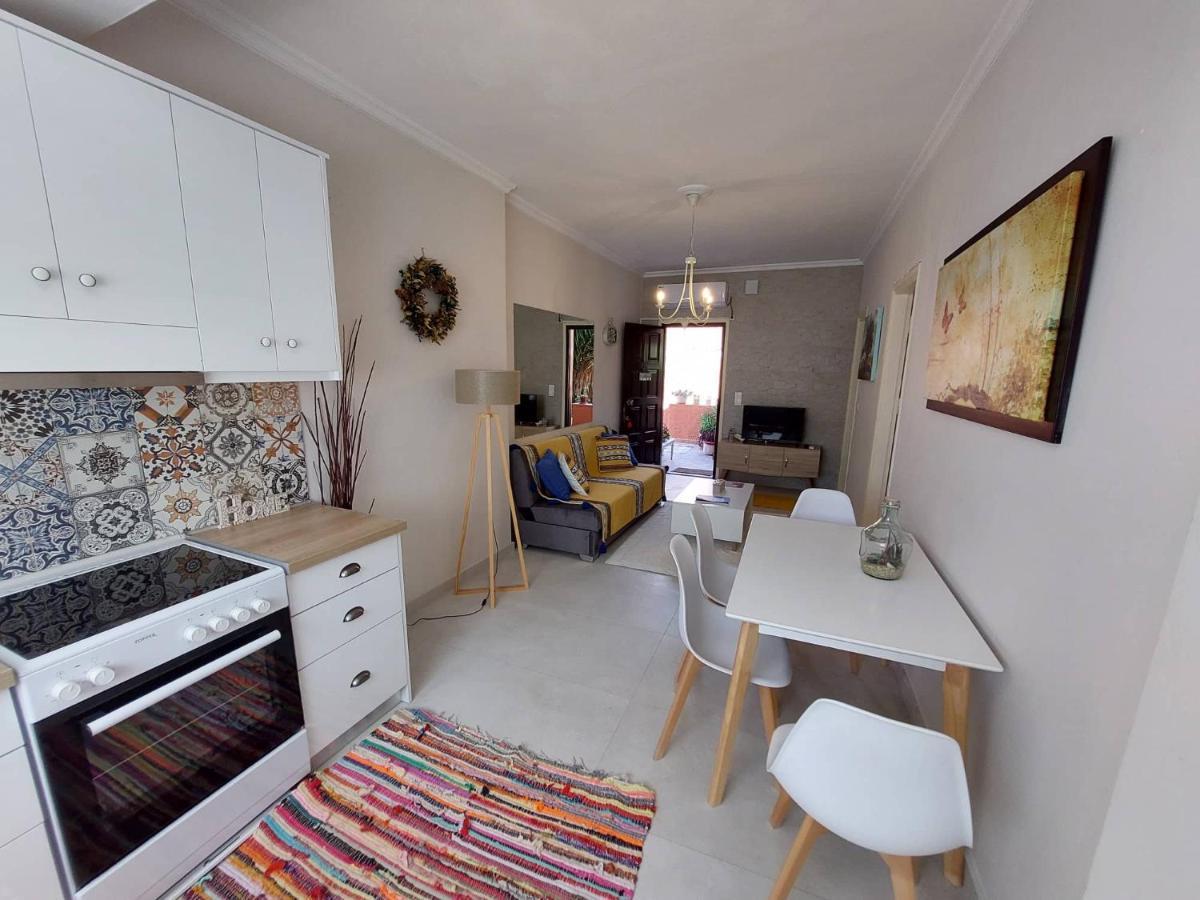 Anatoli Apartment *