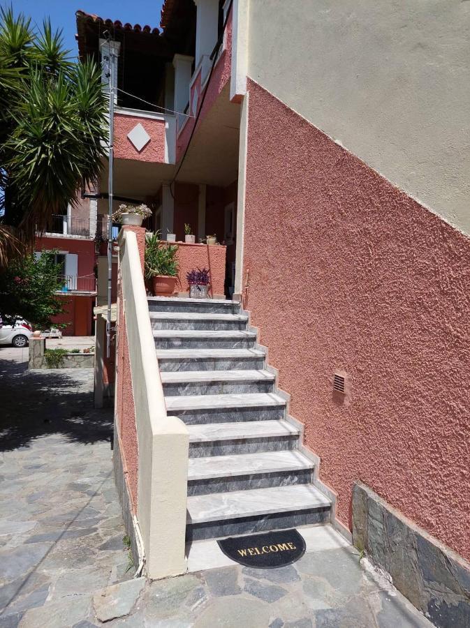 Anatoli Apartment